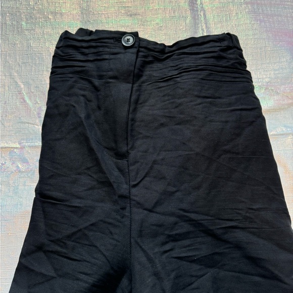 Lane Bryant Linen Capri Pants. Black. Size 28.  Elastic Waist - Picture 7 of 7